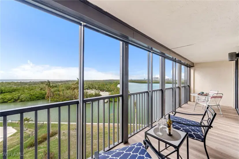 Picture of 17 Bluebill Ave 604, Naples FL 34108