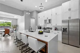 Picture of 613 SW 18Th Ct, Cape Coral, FL 33991