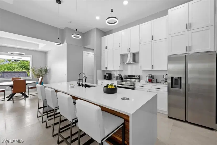 Picture of 613 SW 18Th Ct, Cape Coral FL 33991