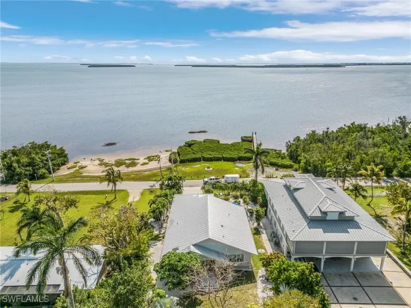 Picture of 13690 Waterfront Dr, Bokeelia FL 33922