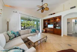Picture of 557 96Th Ave N, Naples, FL 34108