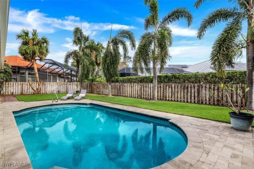 Picture of 11301 Bent Pine Dr, Fort Myers FL 33913