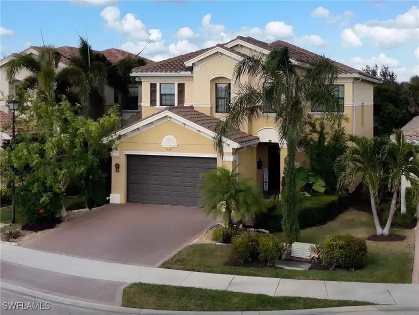 Picture of 3341 Baltic Dr, Naples, FL 34119
