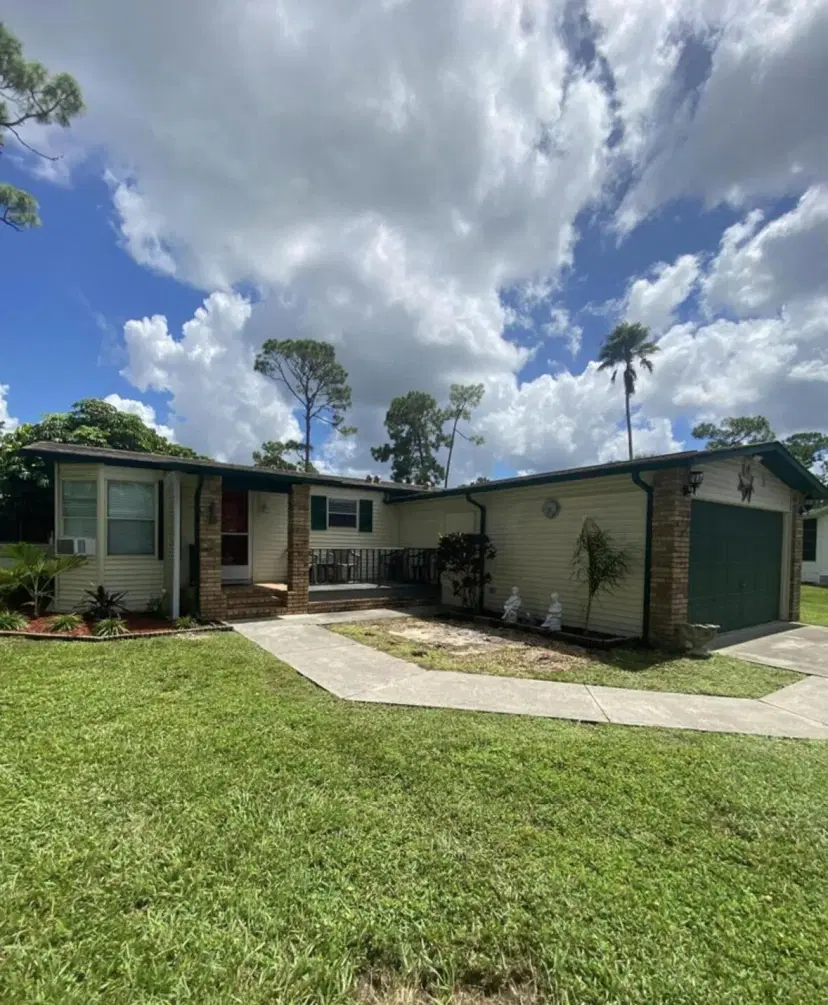 Picture of 19418 Saddlebrook Court, North Fort Myers FL 33903