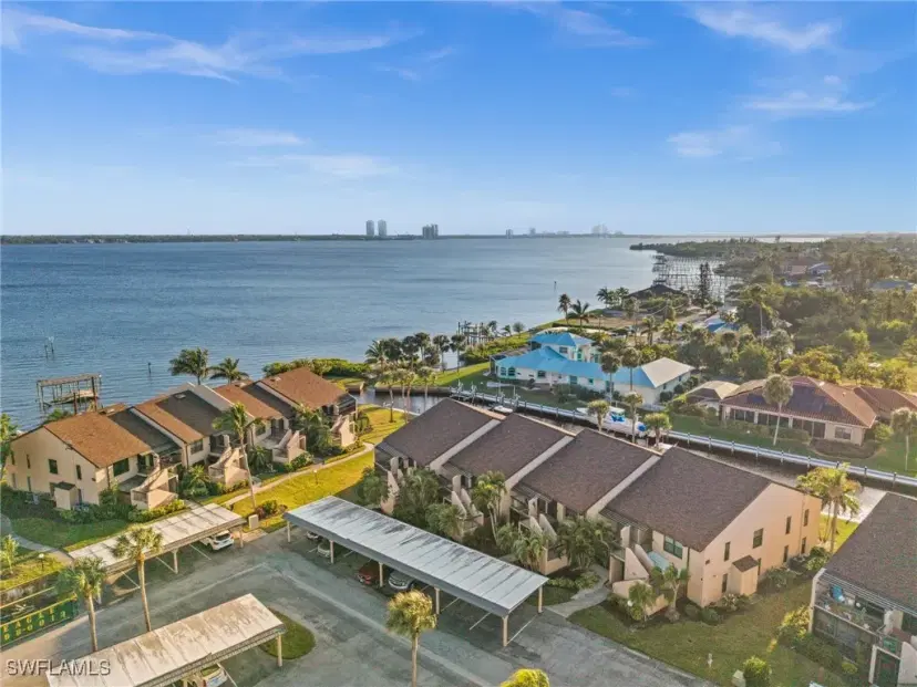 Picture of 15481 Admiralty Cir 4, North Fort Myers FL 33917
