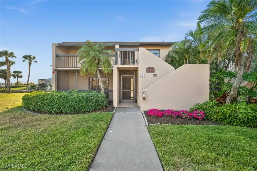 Picture of 15481 Admiralty Cir 4, North Fort Myers FL 33917