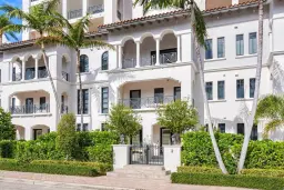 Picture of 200 E Palmetto Park Road Th-2, Boca Raton, FL 33432