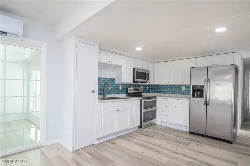 Picture of 19 Garden Dr, Fort Myers FL 33908