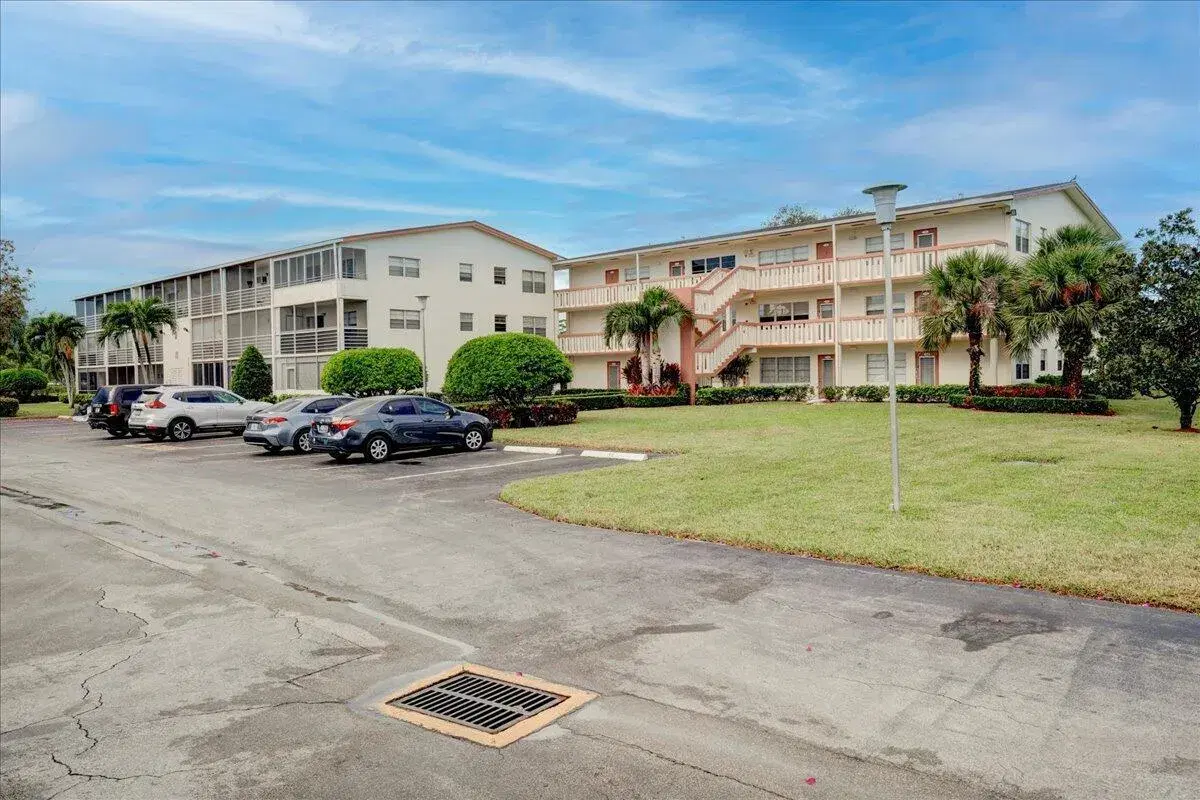 Picture of 146 Preston D 146, Boca Raton, FL 33434