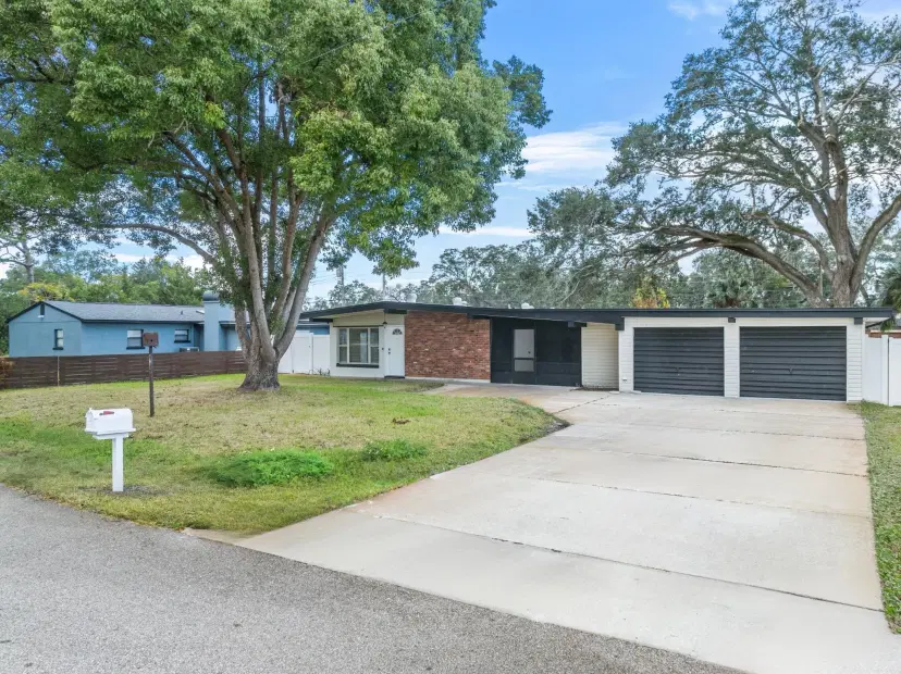 Picture of 228 Sunset Dr, Sanford FL 32773