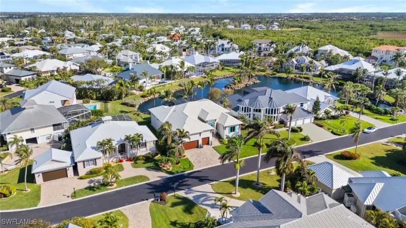 Picture of 6040 Tidewater Island Cir, Fort Myers FL 33908