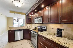 Picture of 105 Lake Emerald Dr 410, Oakland Park, FL 33309