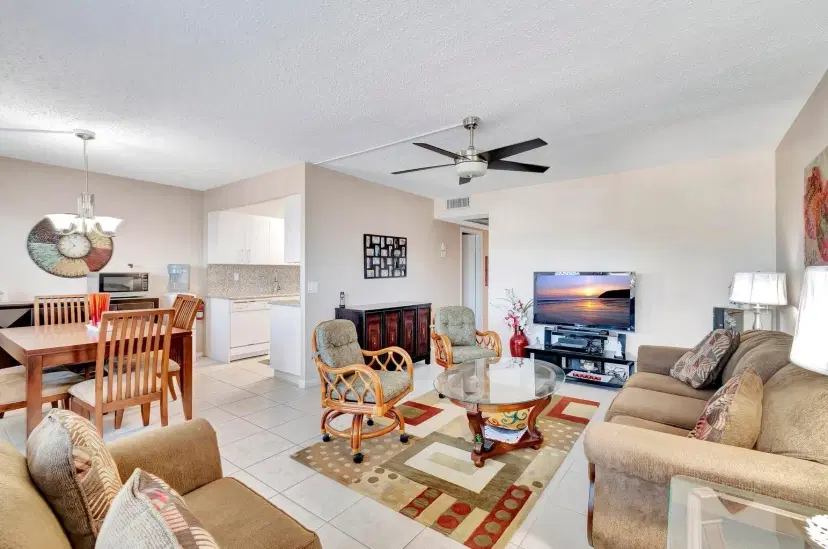 Picture of 4025 Exeter B, Boca Raton FL 33434