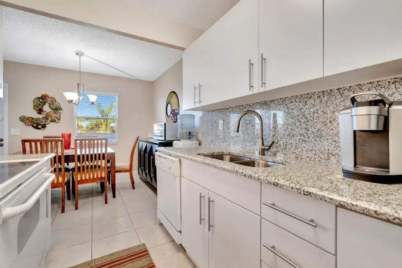Picture of 4025 Exeter B, Boca Raton FL 33434