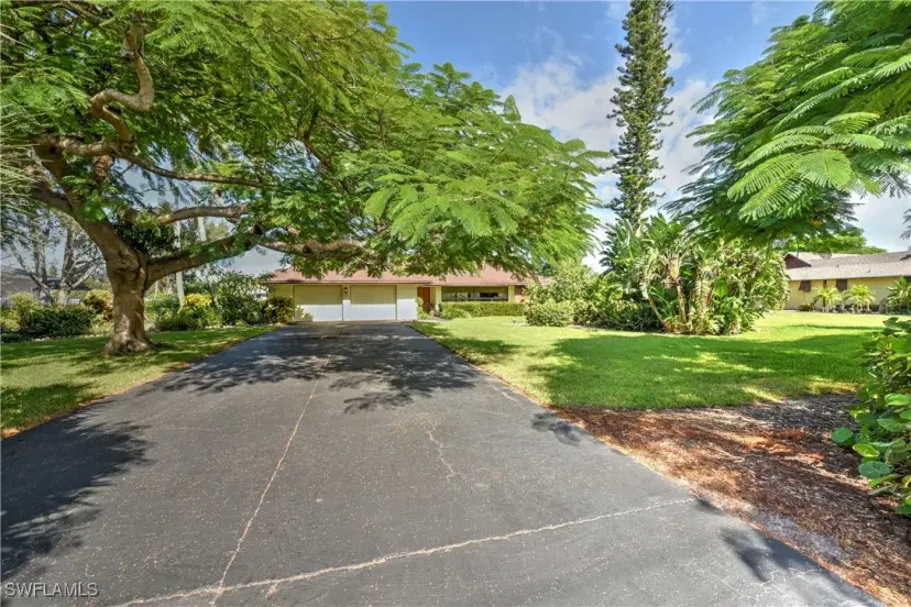 Picture of 7342 Popham Dr, Fort Myers FL 33919