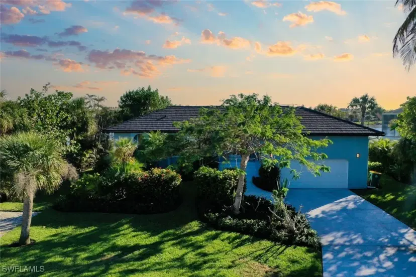 Picture of 3285 Twin Lakes Ln, Sanibel FL 33957