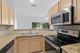 Picture of 6976 Thicket Trce Trace, Lake Worth, FL 33467