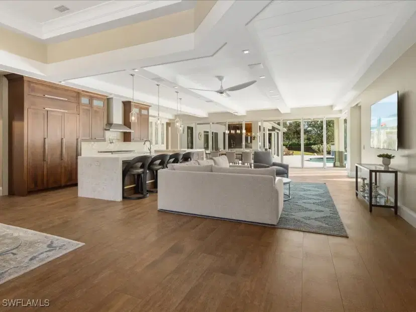 Picture of 850 31St St Sw, Naples FL 34117