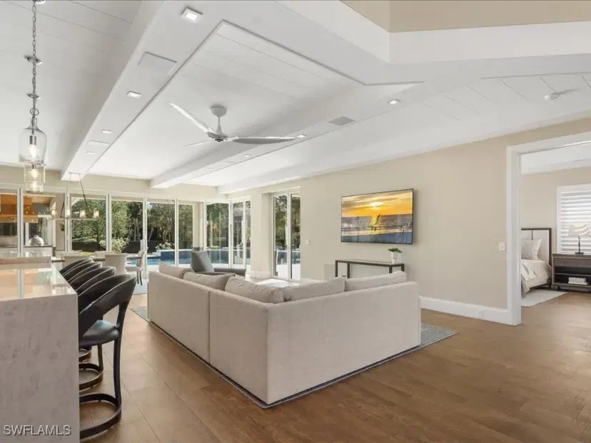 Picture of 850 31St St Sw, Naples FL 34117