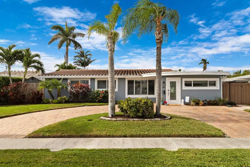 Picture of 811 SE 4Th Avenue, Pompano Beach FL 33060