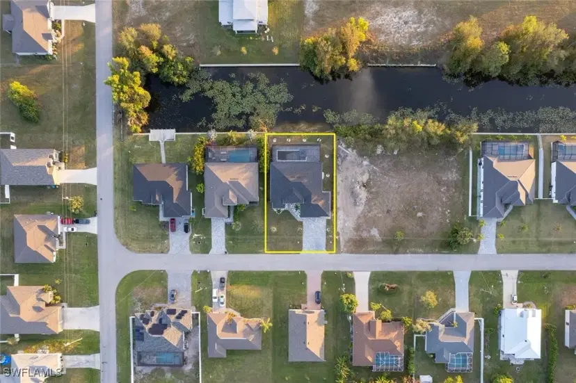 Picture of 2302 SW 16Th Ter, Cape Coral FL 33991