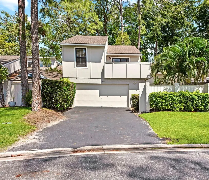 Picture of 669 Spinnaker Court, Wellington FL 33414