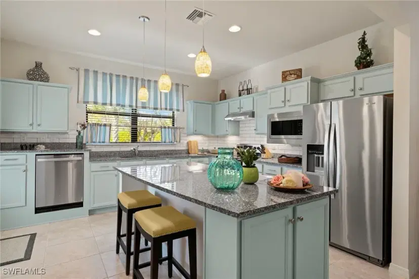 Picture of 10980 Glenhurst St, Fort Myers FL 33913