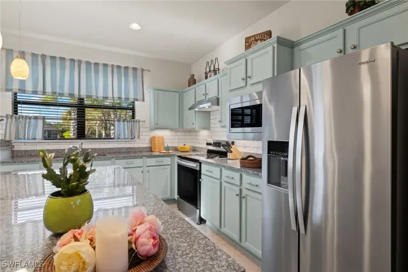 Picture of 10980 Glenhurst St, Fort Myers FL 33913