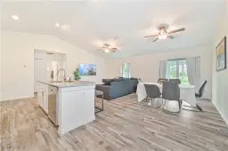 Picture of 1224 NE 9Th Pl, Cape Coral, FL 33909