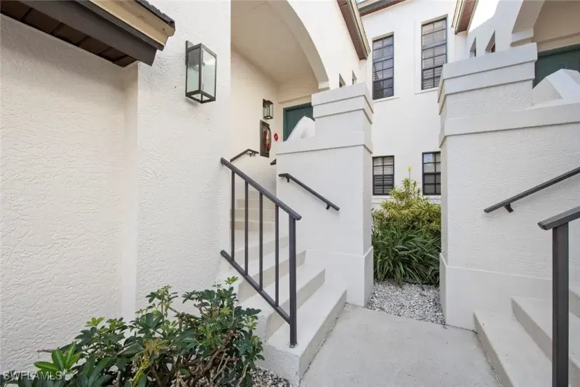 Picture of 27031 Oakwood Lake Dr 201, Bonita Springs FL 34134