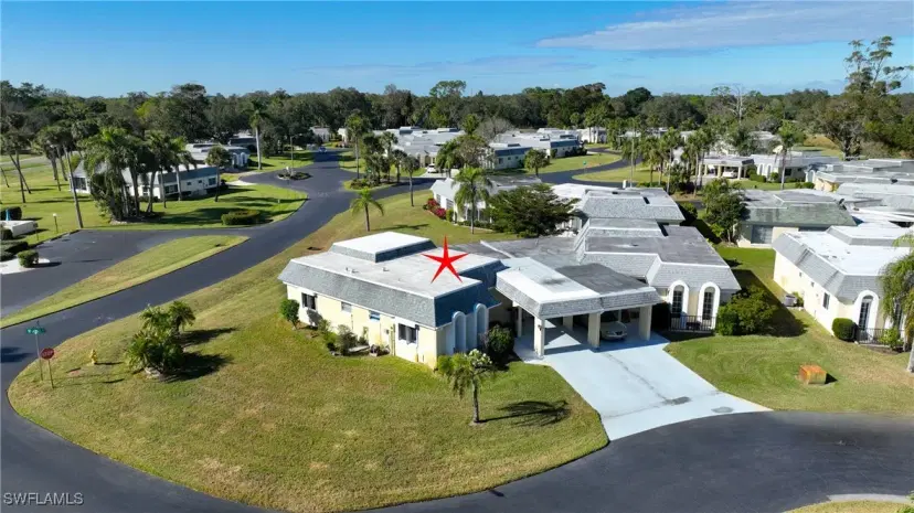 Picture of 10 Regency Ct, Lehigh Acres FL 33936
