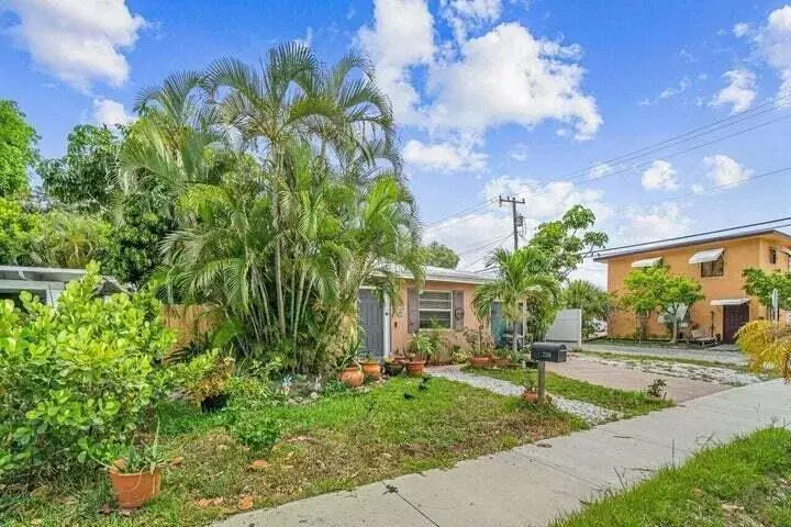 Picture of 339 Dartmouth Drive, Lake Worth Beach FL 33460