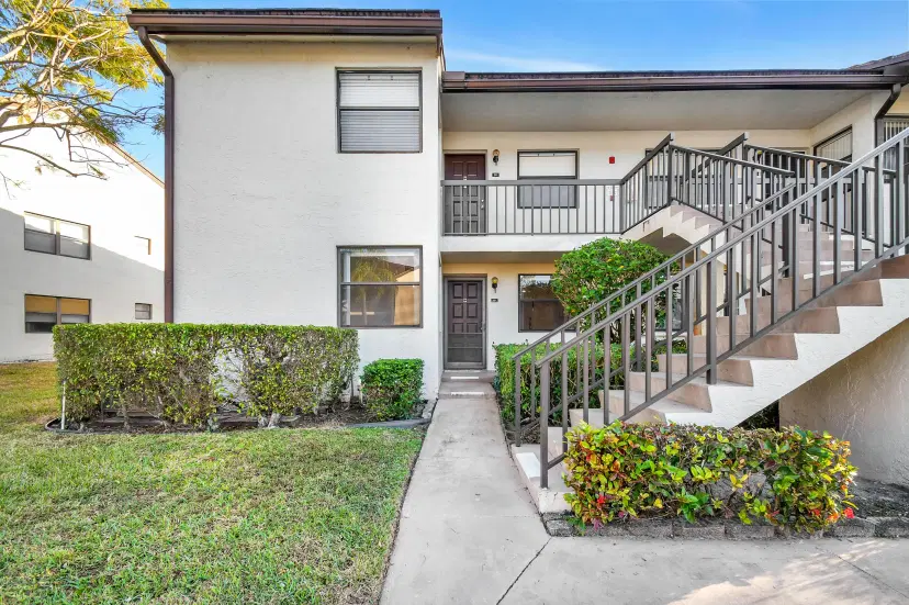 Picture of 7674 Tahiti Lane 101, Lake Worth FL 33467