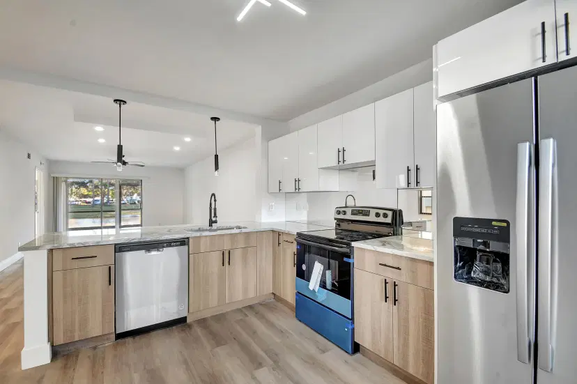 Picture of 7674 Tahiti Lane 101, Lake Worth FL 33467