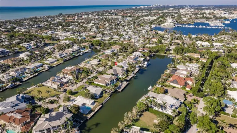 Picture of 1935 7Th St S, Naples FL 34102