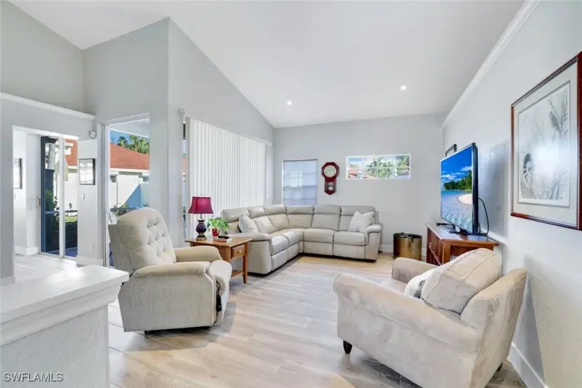 Picture of 1170 Silverstrand Dr, Naples FL 34110