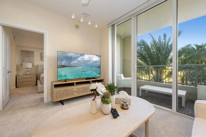 Picture of 480 Hibiscus Street 207, West Palm Beach FL 33401