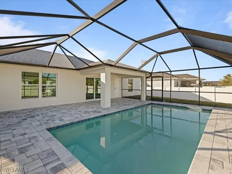 Picture of 1813 NW 3Rd Ave, Cape Coral, FL 33993
