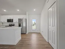 Picture of 1813 NW 3Rd Ave, Cape Coral, FL 33993