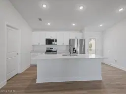 Picture of 1813 NW 3Rd Ave, Cape Coral, FL 33993