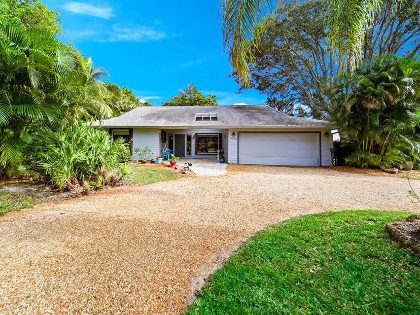 Picture of 3909 SE Quanset Terrace, Stuart FL 34997