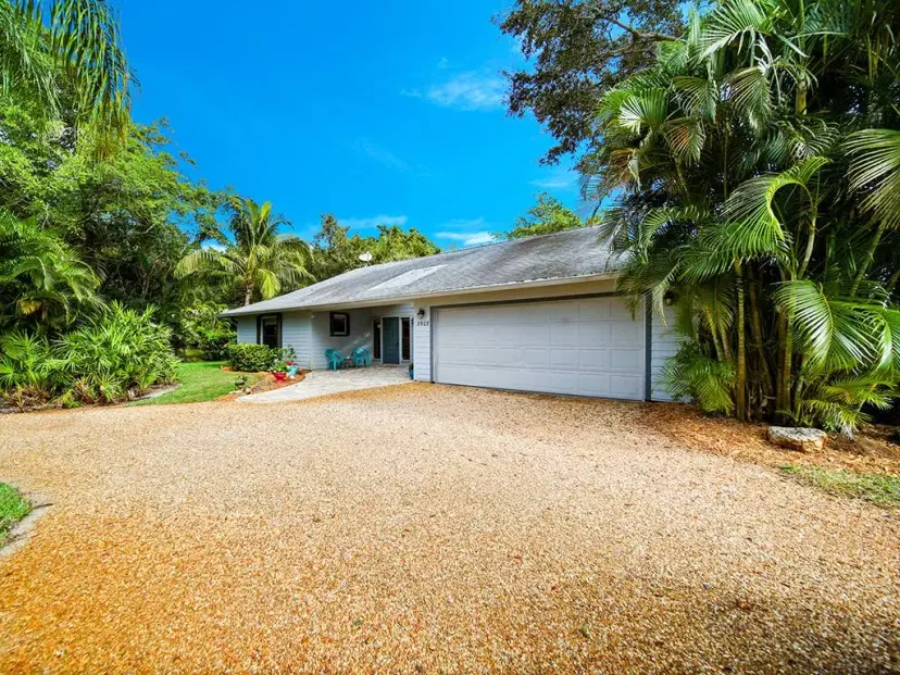 Picture of 3909 SE Quanset Terrace, Stuart FL 34997