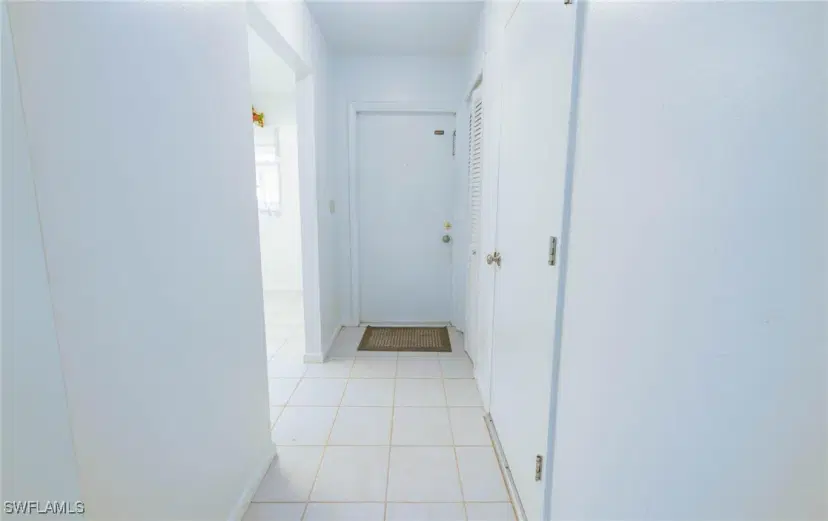 Picture of 1390 Myerlee Country Club Blvd, Fort Myers FL 33919