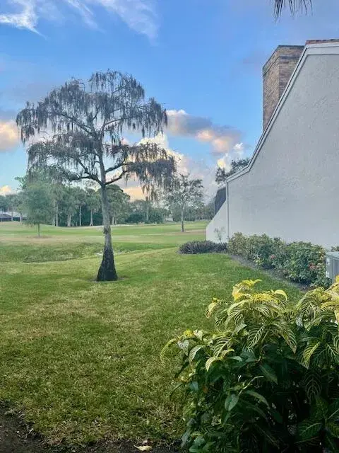 Picture of 37 Edinburgh Drive, Palm Beach Gardens FL 33418