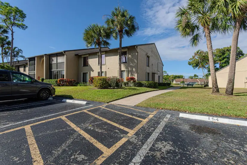 Picture of 706 Sunny Pine Way F1, Greenacres FL 33415