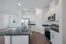 Picture of 3901 NE 19Th Ave, Cape Coral, FL 33909