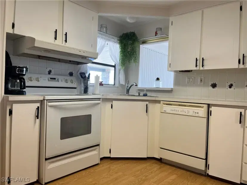 Picture of 9025 Arbor Dr, North Fort Myers FL 33903