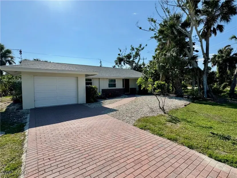 Picture of 9225 Belding Dr, Sanibel FL 33957