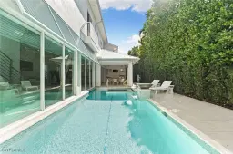 Picture of 242 2Nd Ave S, Naples, FL 34102