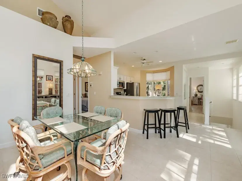 Picture of 25160 Goldcrest Dr 821, Bonita Springs FL 34134